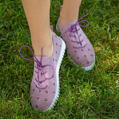 Cut-Out Paw Print Casual Sneakers