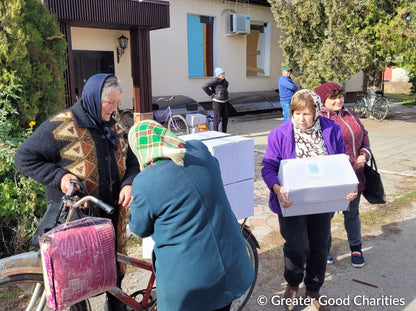 Send Blankets to People & Pets of Ukraine